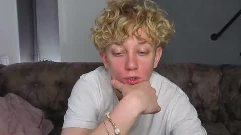 em_chipsi online show from July 2026 02:46:01 PM
