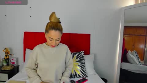 Snapshot of ema_garciaa chatting on November 2025 12:55:01 PM ema garcia online show from November 2025 12:55:01 PM