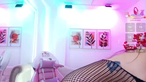 Snapshot of ema_louisx chatting on April 2026 06:27:02 PM Ema louisx online show from April 2026 06:27:02 PM