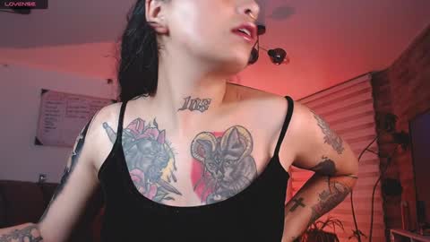 Snapshot of ema_ploxx chatting on January 2025 01:05:02 AM ema_ploxx online show from January 2025 01:05:02 AM