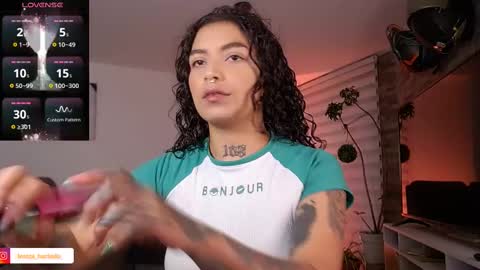 Snapshot of ema_ploxx chatting on February 2025 11:22:01 PM ema_ploxx online show from February 2025 11:22:01 PM