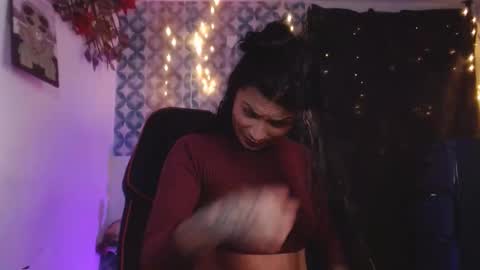 Snapshot of ema_ploxx chatting on September 2025 11:09:02 PM ema_ploxx online show from September 2025 11:09:02 PM