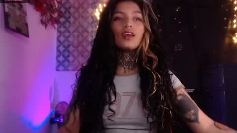 Snapshot of ema_ploxx chatting on October 2025 04:15:01 AM ema_ploxx online show from October 2025 04:15:01 AM