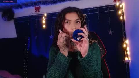 Snapshot of ema_ploxx chatting on January 2026 12:48:01 AM ema_ploxx online show from January 2026 12:48:01 AM