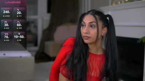 Snapshot of emahallee chatting on October 2025 04:14:01 AM Ema online show from October 2025 04:14:01 AM