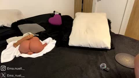 emanuell___ online show from June 2026 02:32:02 AM