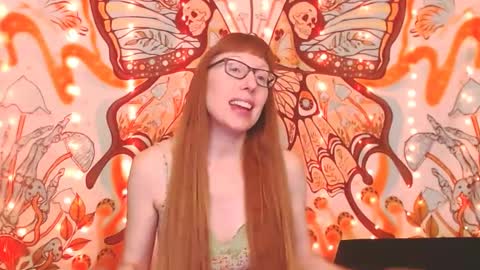 Ember Starleena online show from October 2025 02:03:02 PM