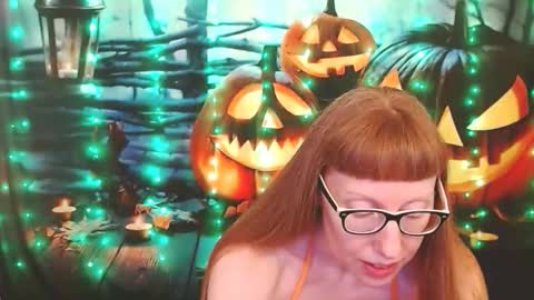 Ember Starleena online show from October 2025 10:44:02 PM
