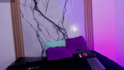 emberkane online show from July 2026 09:03:02 PM