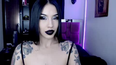 Snapshot of emearld_black chatting on February 2026 06:40:01 AM Emerald Black online show from February 2026 06:40:01 AM