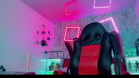 Emeli online show from December 2024 04:13:02 AM