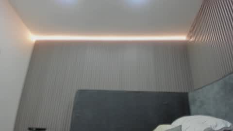 emelie_89 online show from February 2026 11:50:01 AM
