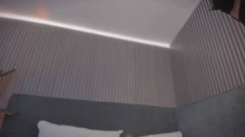 emelie_89 online show from March 2026 11:39:02 AM