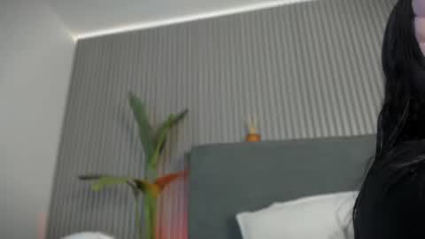 emelie_89 online show from June 2026 11:48:01 AM