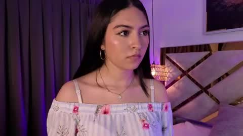 Snapshot of emelie_ch_ chatting on July 2026 02:16:01 AM Emily online show from July 2026 02:16:01 AM