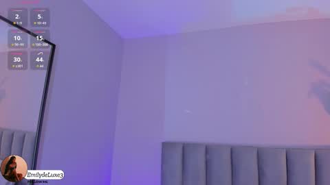 Emely online show from January 2026 09:25:01 AM