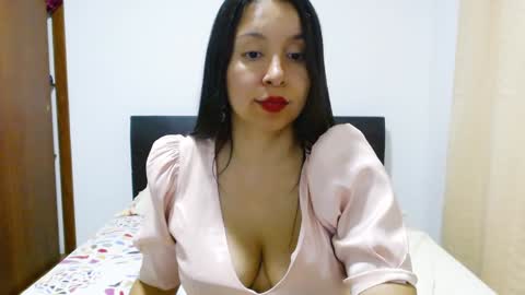 emely_sexx online show from December 2024 12:16:01 AM