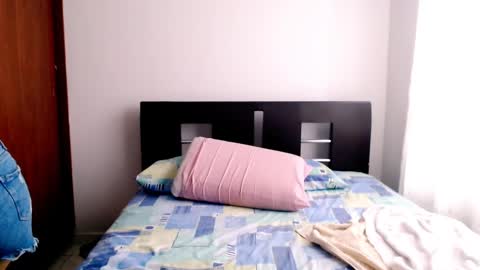 emely_sexx online show from December 2024 07:11:01 PM