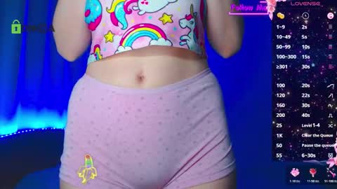 Snapshot of emelycrystal chatting on February 2026 03:32:02 AM Emely online show from February 2026 03:32:02 AM