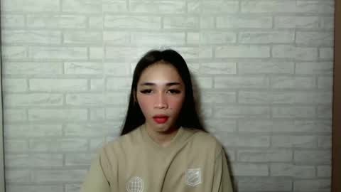 Snapshot of emelyn_fuckdoll chatting on March 2025 06:49:01 AM Scarlett online show from March 2025 06:49:01 AM