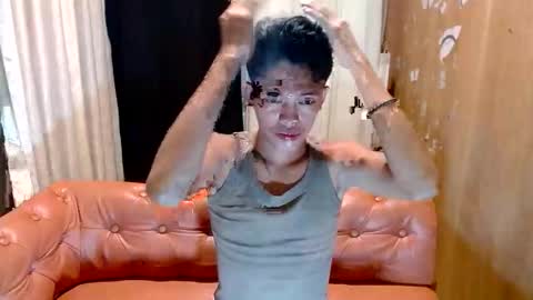 Snapshot of emerald_cummer chatting on November 2025 03:25:02 PM emerald_cummer online show from November 2025 03:25:02 PM