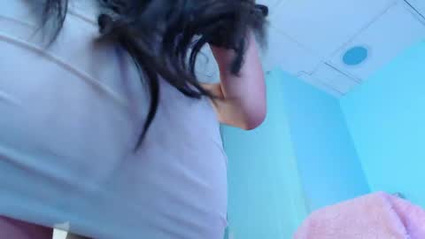 Danna online show from April 2026 12:15:01 AM