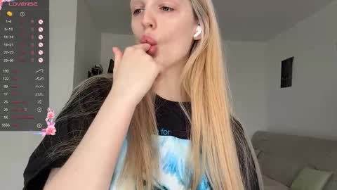 Gily online show from April 2026 08:24:01 AM