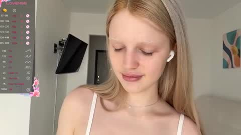 Gily online show from May 2026 12:21:02 PM