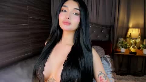 Emerald online show from January 2025 08:11:02 PM