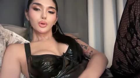 Snapshot of emeraldfvckinggreyson chatting on February 2026 05:49:02 AM Emerald online show from February 2026 05:49:02 AM