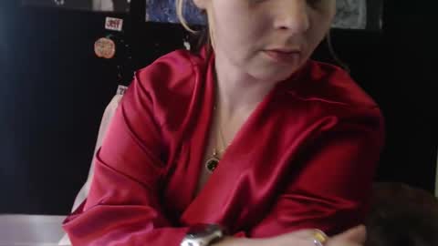 Snapshot of emeraldstrawberri chatting on November 2025 07:07:02 PM emeraldstrawberri online show from November 2025 07:07:02 PM