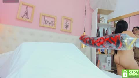 Emily Sarai online show from May 2026 07:31:01 PM