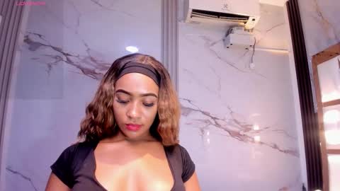 Emy online show from February 2026 01:33:01 AM