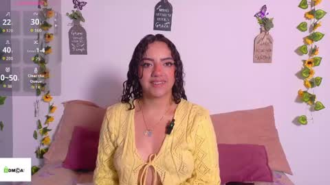Snapshot of emiily_curly chatting on May 2026 10:55:01 AM Emily online show from May 2026 10:55:01 AM