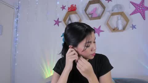 Snapshot of emiily_parkerr chatting on March 2025 03:02:02 AM Emily online show from March 2025 03:02:02 AM