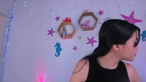 Snapshot of emiily_parkerr chatting on September 2025 03:19:02 AM Emily online show from September 2025 03:19:02 AM