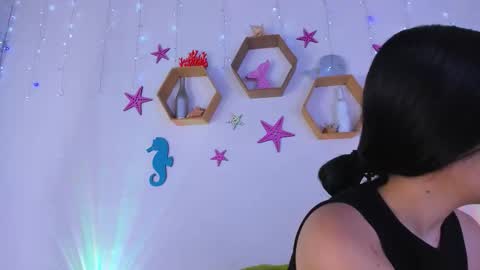 Snapshot of emiily_parkerr chatting on November 2025 03:07:01 AM Emily online show from November 2025 03:07:01 AM