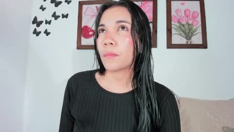 Emily  online show from May 2026 10:27:01 PM