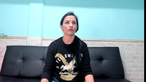 Emily online show from January 2025 05:51:02 PM