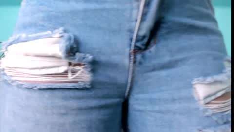 Emily online show from January 2025 11:26:01 AM