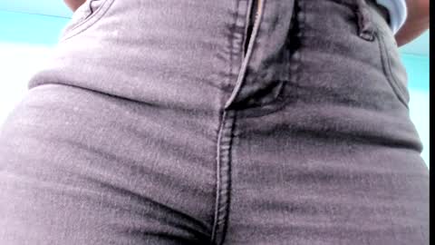 Emily online show from January 2025 11:32:02 AM