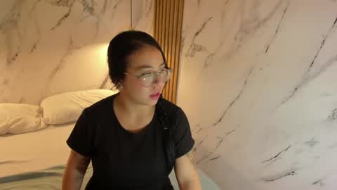 emiilycoopper online show from June 2026 11:42:02 AM