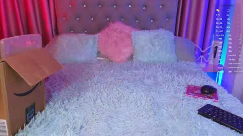 Emily online show from May 2026 01:25:02 AM