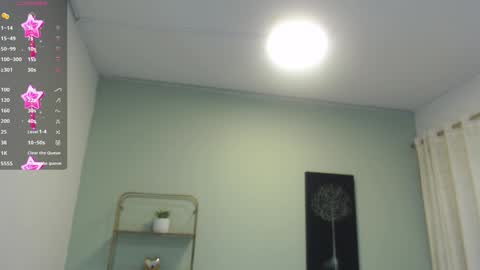 Snapshot of emilee_star chatting on January 2025 01:11:02 PM Emilee online show from January 2025 01:11:02 PM