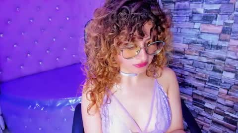 Emy  online show from October 2025 04:25:02 PM