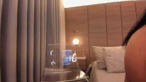 emilia_1040 online show from June 2026 01:02:02 PM
