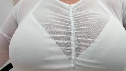 Emilia Betancourt0923 online show from July 2026 01:03:01 PM