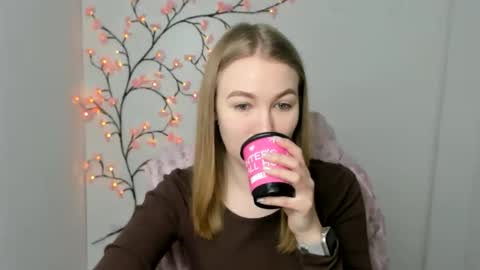 Emilia online show from March 2026 06:30:02 AM