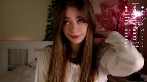 Tessa online show from May 2026 12:15:02 AM