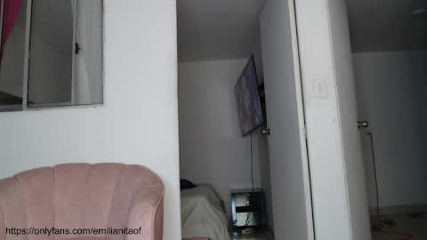 emilianita online show from June 2026 03:18:01 AM